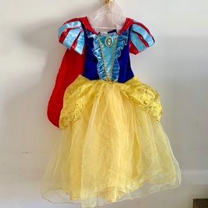 Snow White Costume 5/6